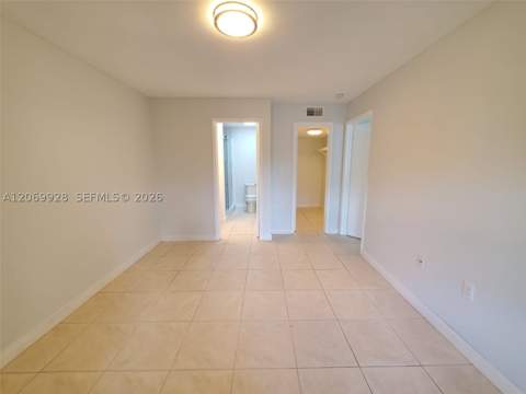 15591 SW 105th Ter 512, Miami FL - photo 11 of 35