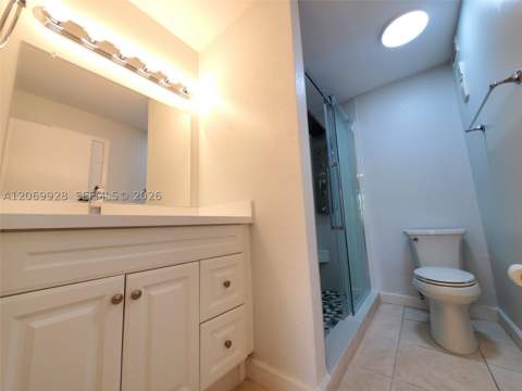 15591 SW 105th Ter 512, Miami FL - photo 17 of 35