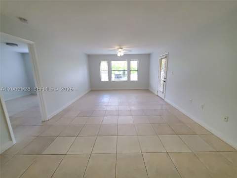 15591 SW 105th Ter 512, Miami FL - photo 18 of 35