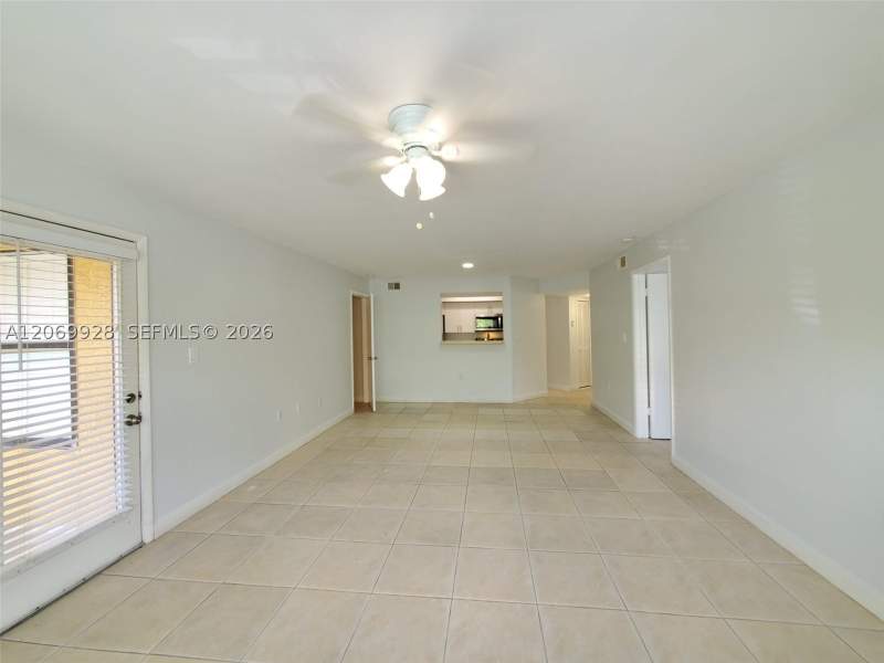 2 bedroom Condominium at 15591 SW 105th Ter 512, Biscayne Beach Club Condo, Miami — photo 4