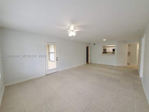 15591 SW 105th Ter 512, Miami FL - photo 7 of 35