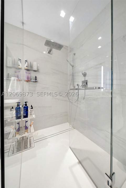 100 S Pointe Dr 1409, Miami Beach FL - photo 23 of 34