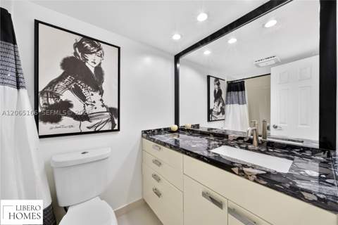 301 174th St 1216, Sunny Isles Beach FL - photo 19 of 49