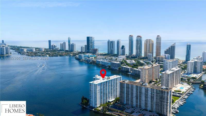 2 bedroom Condominium at 301 174th St 1216, Winston Towers 500 Condo, Sunny Isles Beach — photo 2