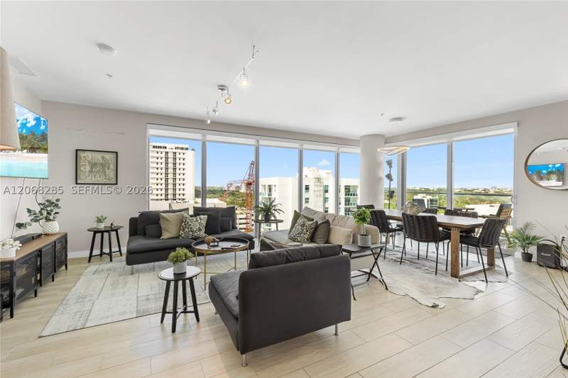2 bedroom Condominium at 1600 SW 1st Ave 1202, Le Parc At Brickell Condo, Miami — photo 3