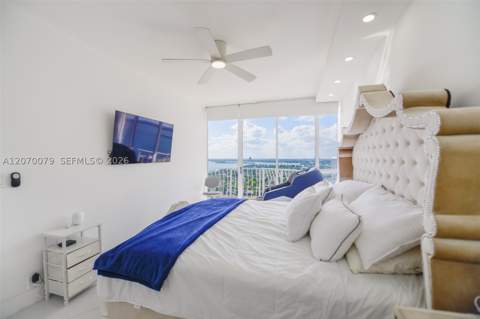 7601 E Treasure Dr Ph103, North Bay Village FL - photo 14 of 33