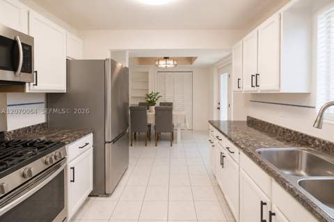 19221 SW 319th St, Homestead FL - photo 9 of 26