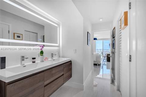 6301 Collins Ave 1207, Miami Beach FL - photo 13 of 31