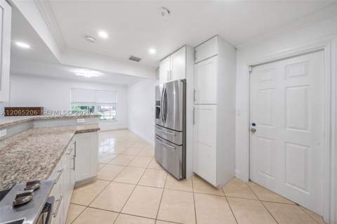 27925 SW 163rd Ave, Homestead FL - photo 8 of 19