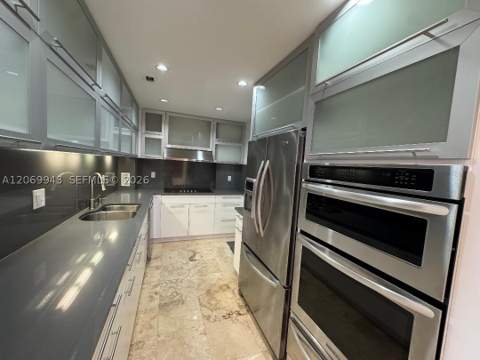 90 Edgewater Dr Ph15, Coral Gables FL - photo 11 of 36