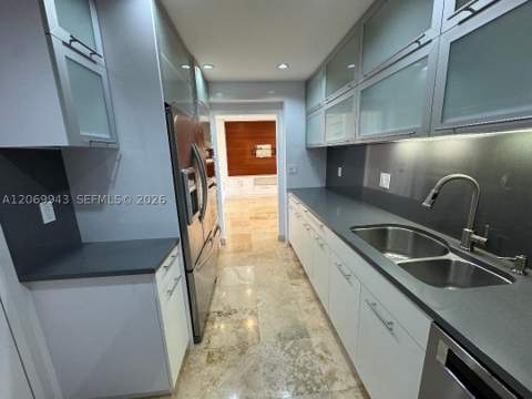 90 Edgewater Dr Ph15, Coral Gables FL - photo 15 of 36