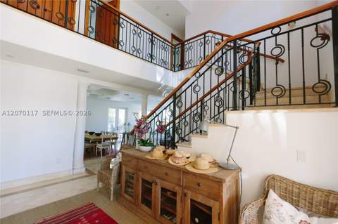 335 W Enid Dr, Key Biscayne FL - photo 7 of 39
