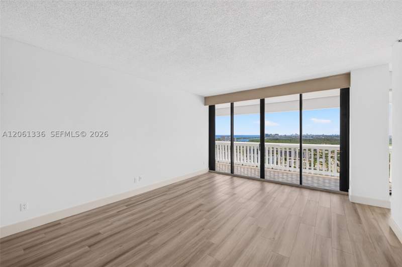2 bedroom Condominium at 2000 Island Blvd 3008, 2000 Isl Blvd Williams Is, Aventura — photo 2