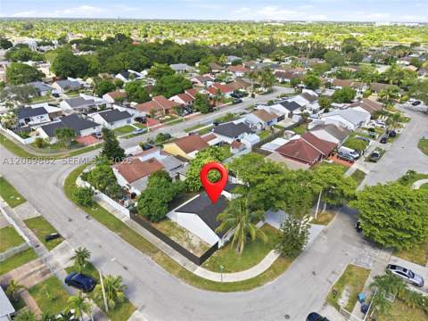 12331 SW 203rd Ter, Miami FL - photo 6 of 44
