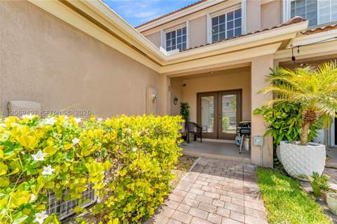 14211 SW 272nd Ln, Homestead FL - photo 9 of 49