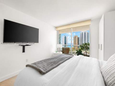 16500 Collins Ave 1751, Sunny Isles Beach FL - photo 11 of 30
