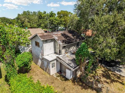 2100 SW 25th St, Miami FL - photo 19 of 23
