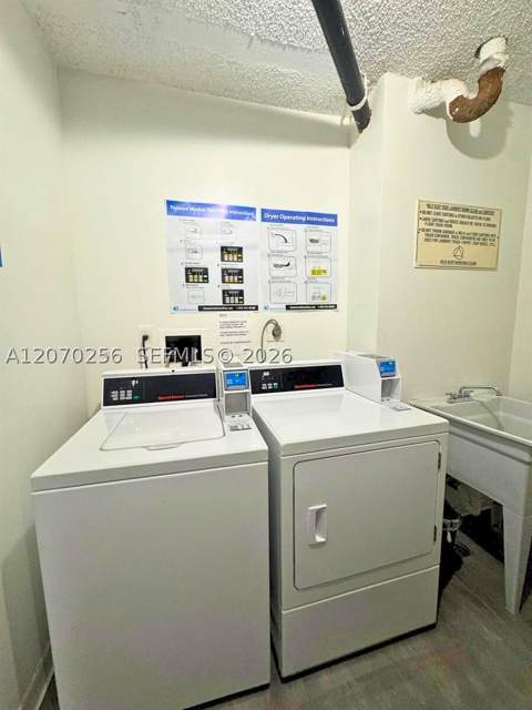 20100 W Country Club Dr 403, Aventura FL - photo 10 of 21