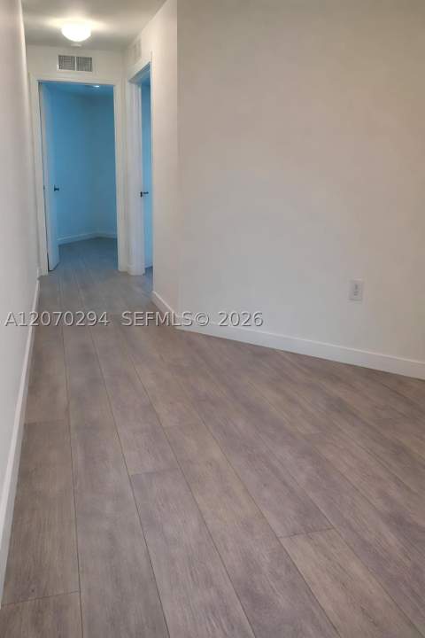 426 NE 194th Ter, Miami FL - photo 8 of 10