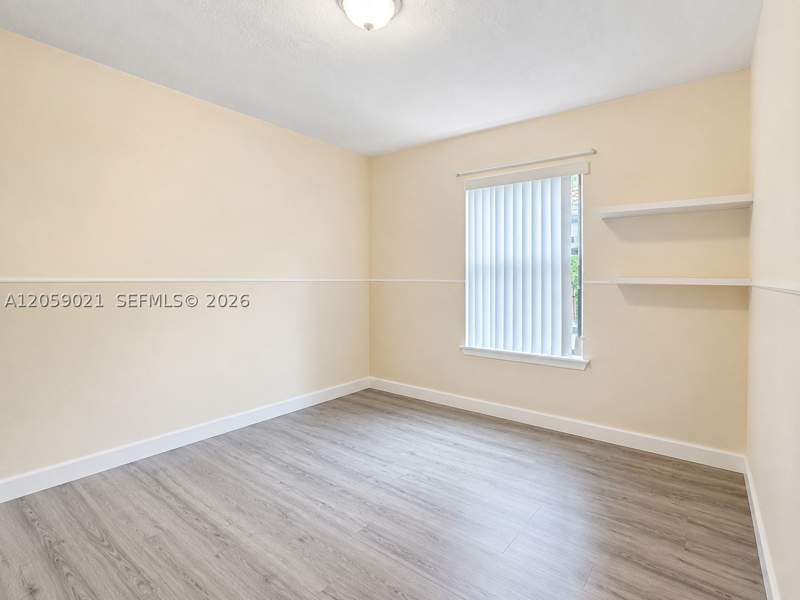 5 bedroom SingleFamilyResidence at 1791 SW 14th St, SOUTH SHENANDOAH, Miami — photo 4