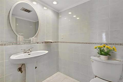 20100 W Country Club Dr 1003, Aventura FL - photo 15 of 23