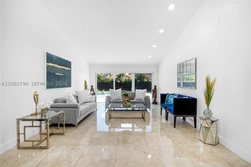 4 bedroom SingleFamilyResidence at 12231 SW 103rd Ter, Summit Park Estates, Miami — photo 3