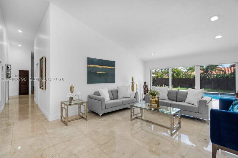 4 bedroom SingleFamilyResidence at 12231 SW 103rd Ter, Summit Park Estates, Miami — photo 4