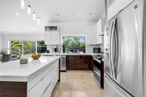 12231 SW 103rd Ter, Miami FL - photo 6 of 38