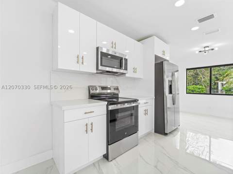 2500 SW 23rd Ter, Miami FL - photo 8 of 38