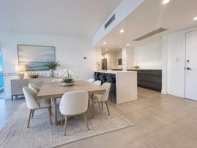 2 bedroom Condominium at 5401 Collins Ave 620, The Carriage House Condo, Miami Beach — photo 2