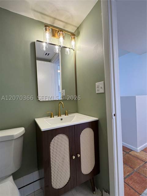 1460 Ocean Dr 208, Miami Beach FL - photo 12 of 36