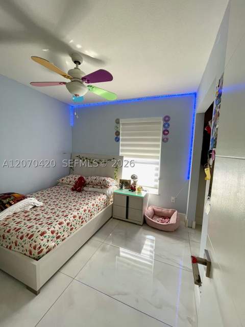 19342 SW 119th Ct, Miami FL - photo 16 of 26