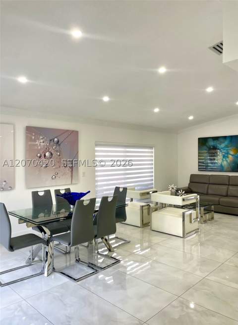 19342 SW 119th Ct, Miami FL - photo 8 of 26