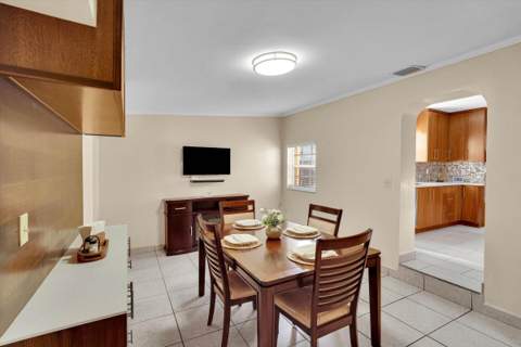 1670 NW 121st Street, North Miami FL - photo 14 of 47