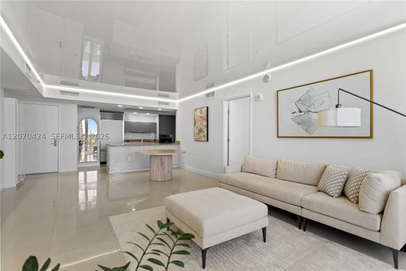 2 bedroom Condominium at 17201 Collins Ave 3502, Ocean Four Condo, Sunny Isles Beach — photo 4