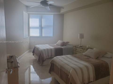 19900 E Country Club Dr 607, Aventura FL - photo 6 of 20