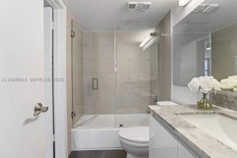 540 Brickell Key Dr 1519, Miami FL - photo 22 of 46