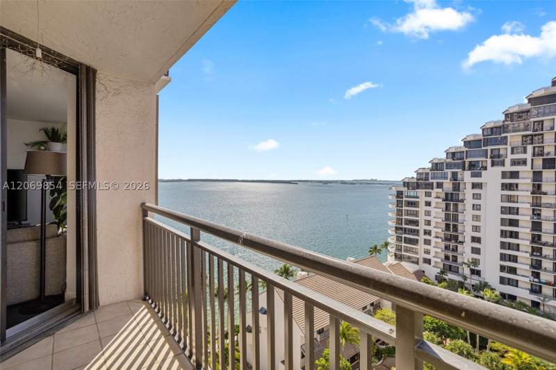 2 bedroom Condominium at 540 Brickell Key Dr 1519, Brickell Key II Condo, Miami — photo 5