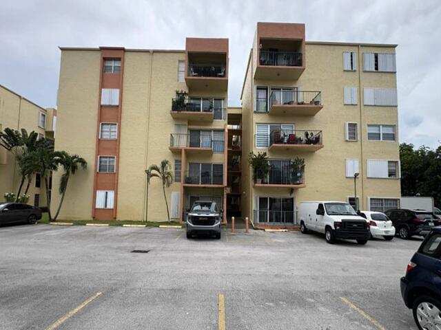 3 bedroom Condominium at 4500 W 19th Court 431, Towers Of Westland Condo, Hialeah — photo 1