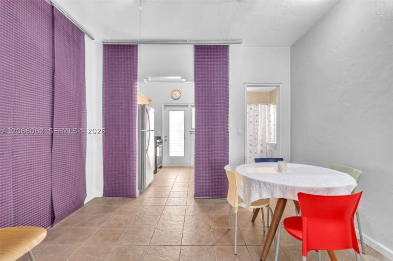 0 bedroom Condominium at 736 12th St 5, Park Corner Condo, Miami Beach — photo 4