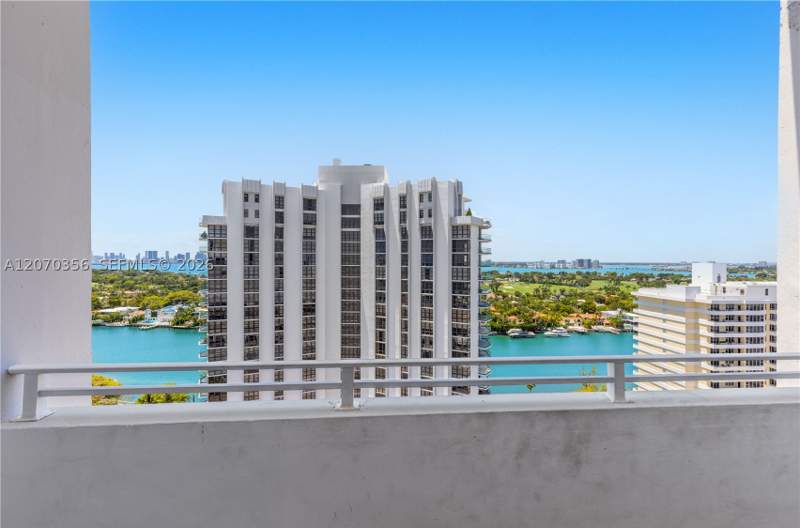 1 bedroom Condominium at 5445 Collins Ave Ts11, Castle Beach Club Condo, Miami Beach — photo 3