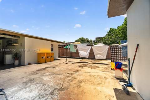 7151 SW 42nd St, Miami FL - photo 8 of 14