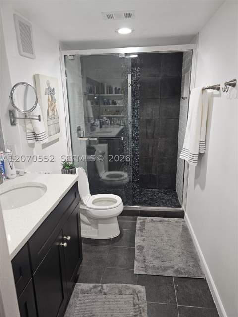 20160 NE 3rd Ct 8, Miami FL - photo 16 of 24
