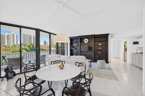 1000 Island Blvd 405, Aventura FL - photo 6 of 53