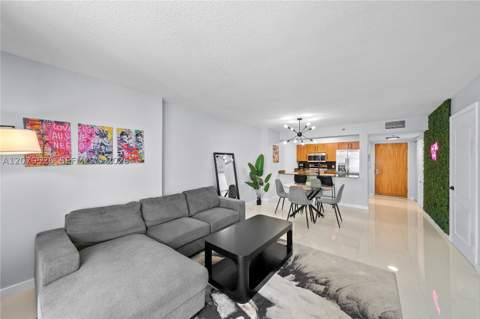 1200 Brickell Bay Dr 2205, Miami FL - photo 9 of 30