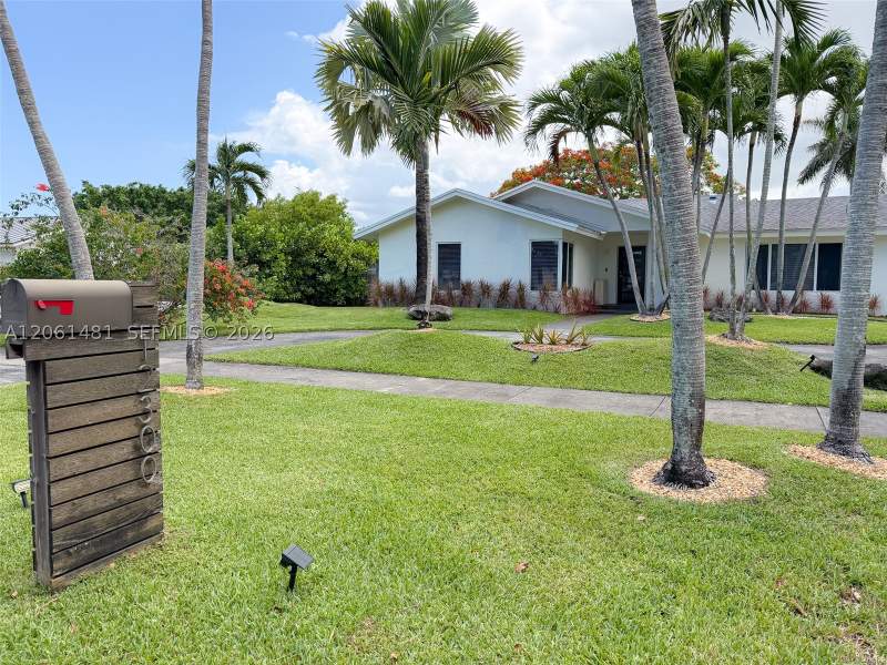 4 bedroom SingleFamilyResidence at 12300 SW 112th Ave, Pine Shore Sec 7, Miami — photo 2
