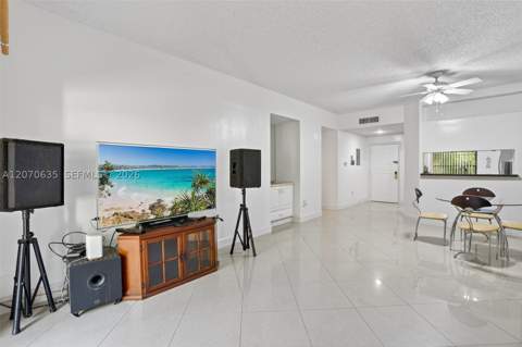 13045 SW 88th Ln 104A, Miami FL - photo 12 of 25
