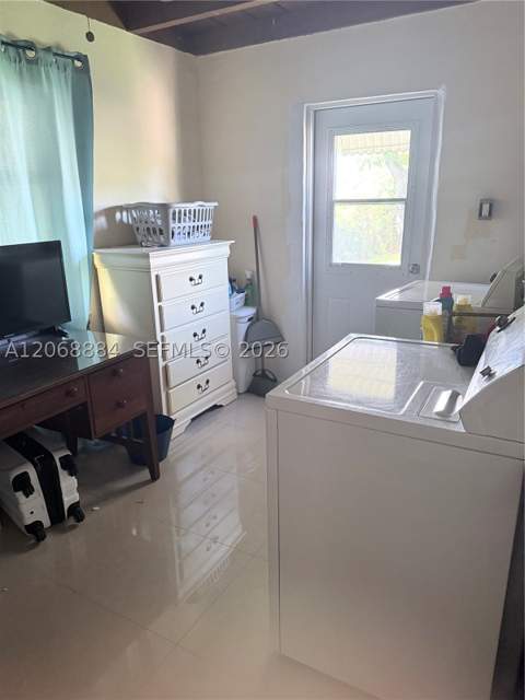 1435 NE 139th St, North Miami FL - photo 14 of 18