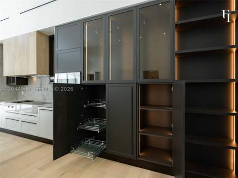 1111 Alberca St, Coral Gables FL - photo 16 of 57
