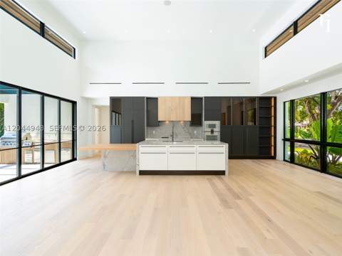 1111 Alberca St, Coral Gables FL - photo 7 of 57